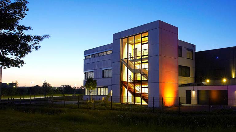 aixFOAM Schallschutz -  Das hochmoderne Produktionsgebäude in Eschweiler