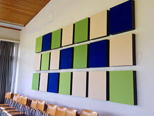 Sound absorption with SH006 sound absorbers for improved room acoustics